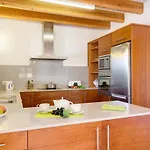 Mares 4 Bedroom Villa, Cala'n Forcat كالا إن بلانيس