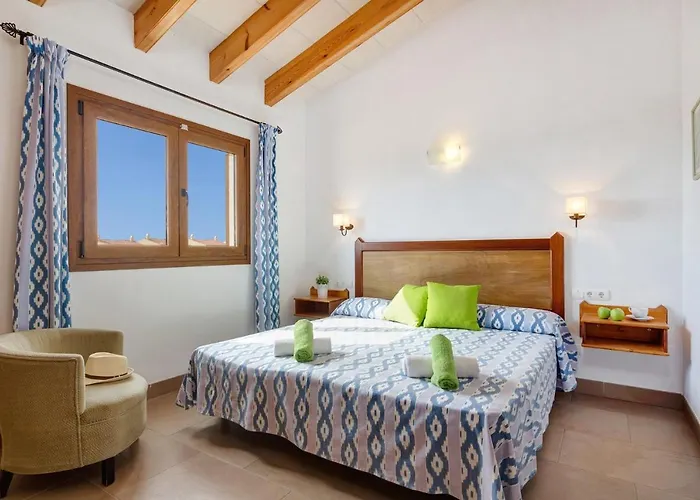 Mares 4 Bedroom Villa, Cala'n Forcat Villa Cala'N Blanes (Menorca)